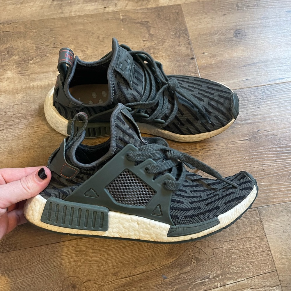 Adidas Women’s NMD R2 Primeknit Green